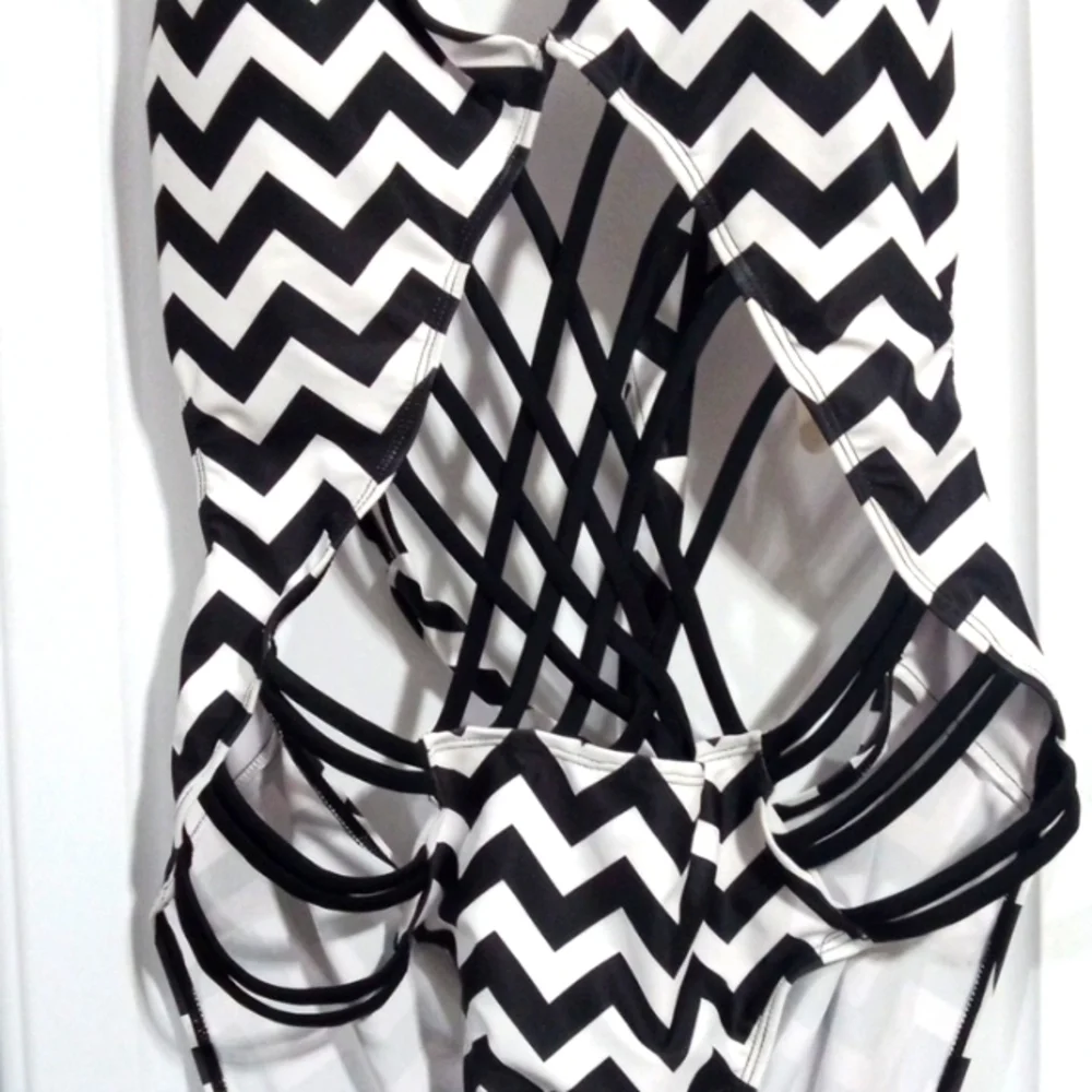 PLUS SIZE HALTER TIE SWIMSUIT - Black & White - High Waisted Monokini - SIZE XXL